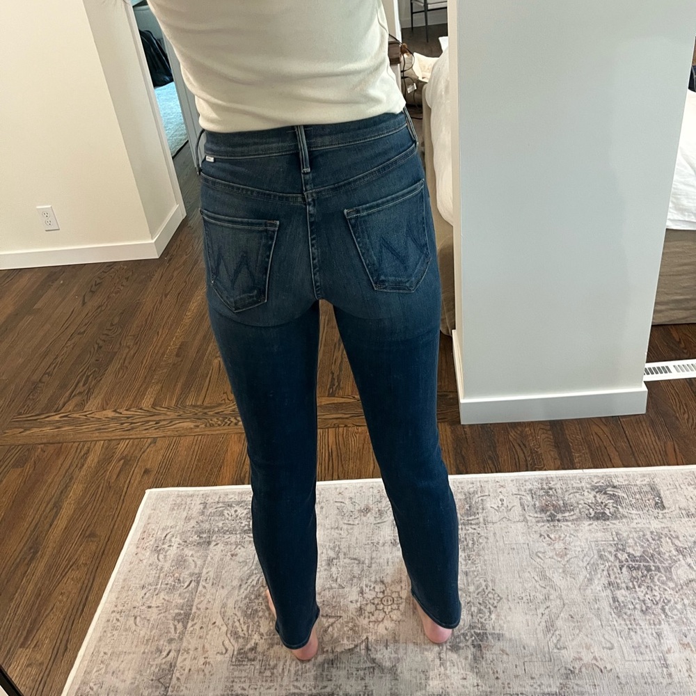 MOTHER The Mid Rise Dazzler Ankle Jeans - Picture 3 of 6